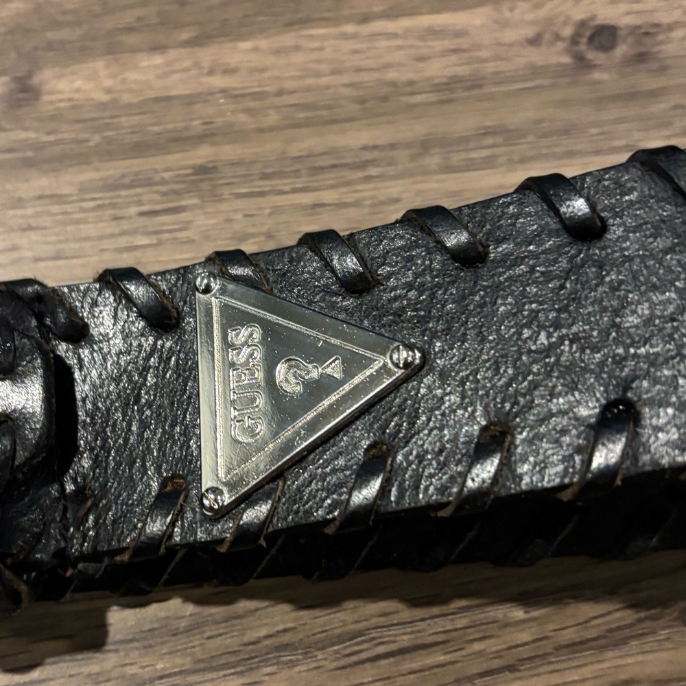 GUESS Vintage Leather Belt Black Silver Logo Buckle Y2K Grunge Streetwear Size L - Picture 5 of 12